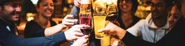 bar-les2alpes-convivialite-apero-ete.jpg