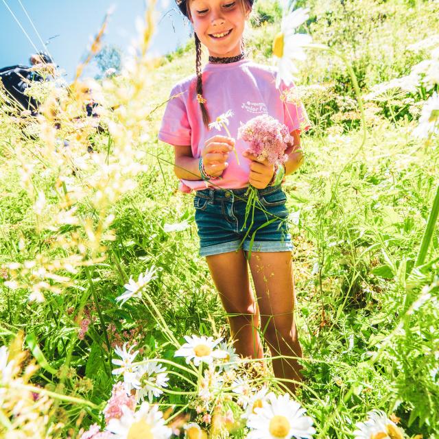 enfant-nature-les-2-alpes.jpg