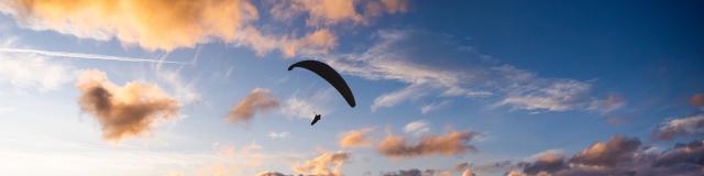 parapente-ete-activite-les2alpes.jpg