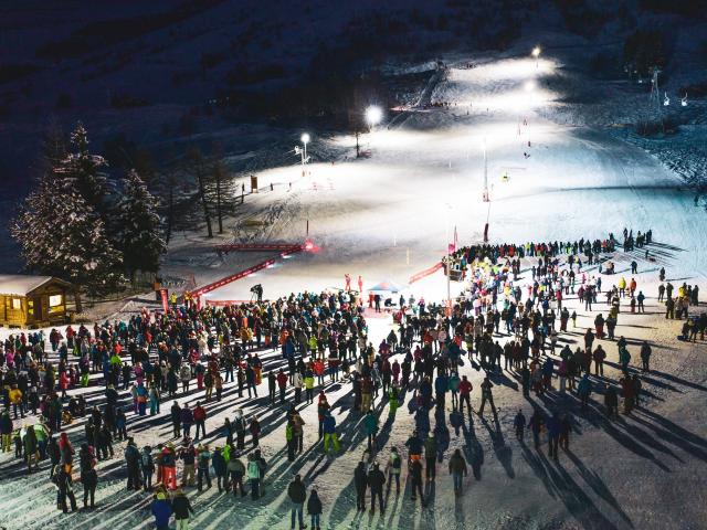 front-de-neige-demonstration.jpg