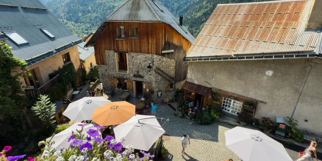 venosc-village-1.jpg