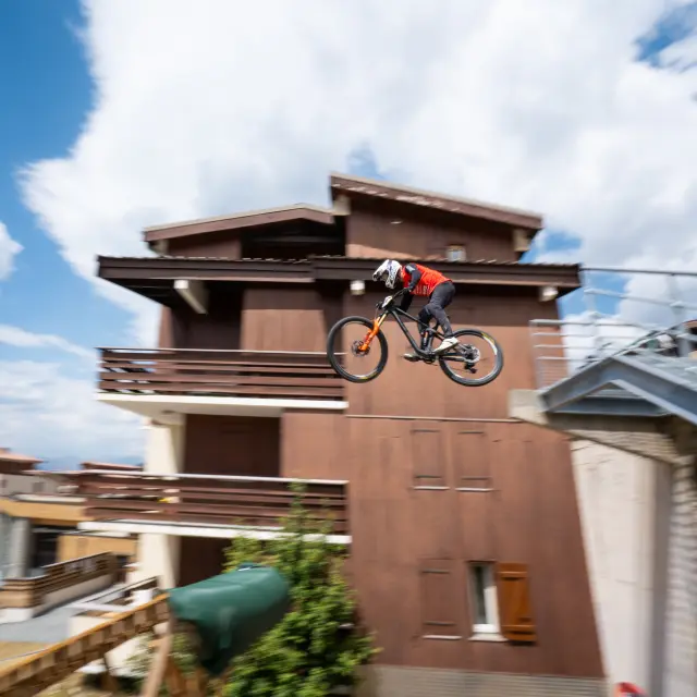 Urban Dh L2a 1800 District