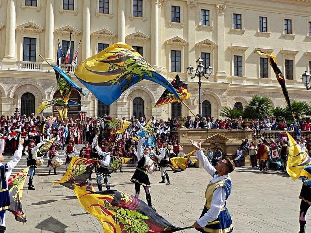 Lanceurs De Drapeaux 3