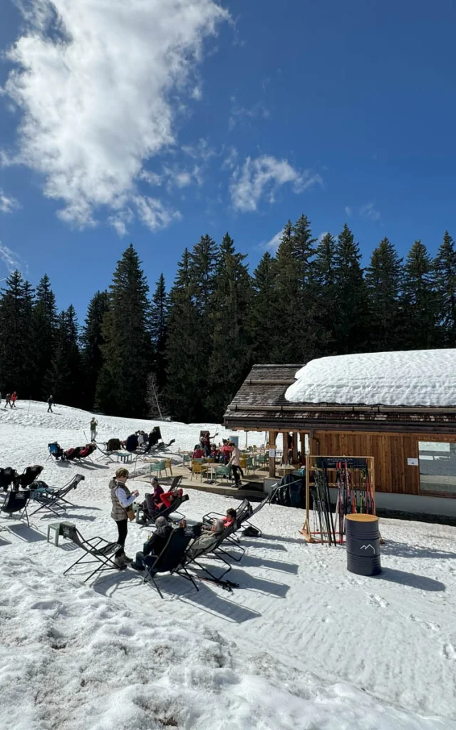 L'annuaire des Saisies en hiver