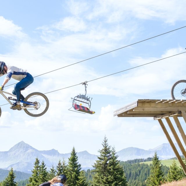 Dhmtb Downhill MTB Julien Dorol 1898 1900px