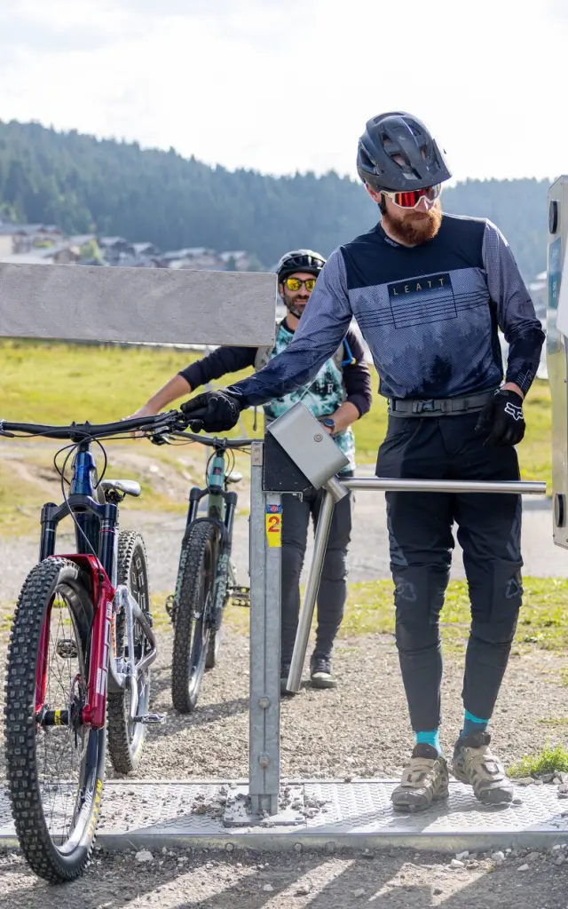 Remontées mécaniques été pour les VTT et le bikepark des Saisies