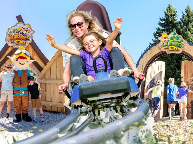 La Forêt des Elfes & le Village des Elfes : Les Saisies proposent 2 parcs de jeux en plein air pour les enfants et toute la famille en Savoie !