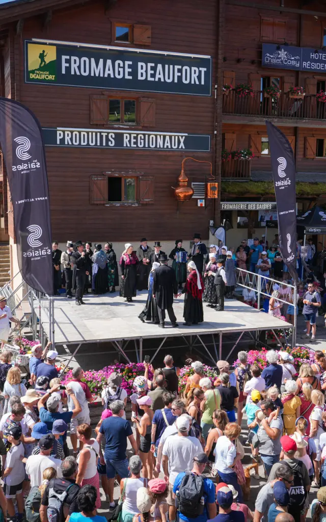 Fête du Beaufort aux Saisies, événement traditionnel autour du fromage emblématique de Savoie