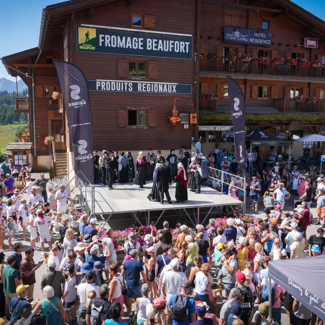 Fête du Beaufort aux Saisies, événement traditionnel autour du fromage emblématique de Savoie
