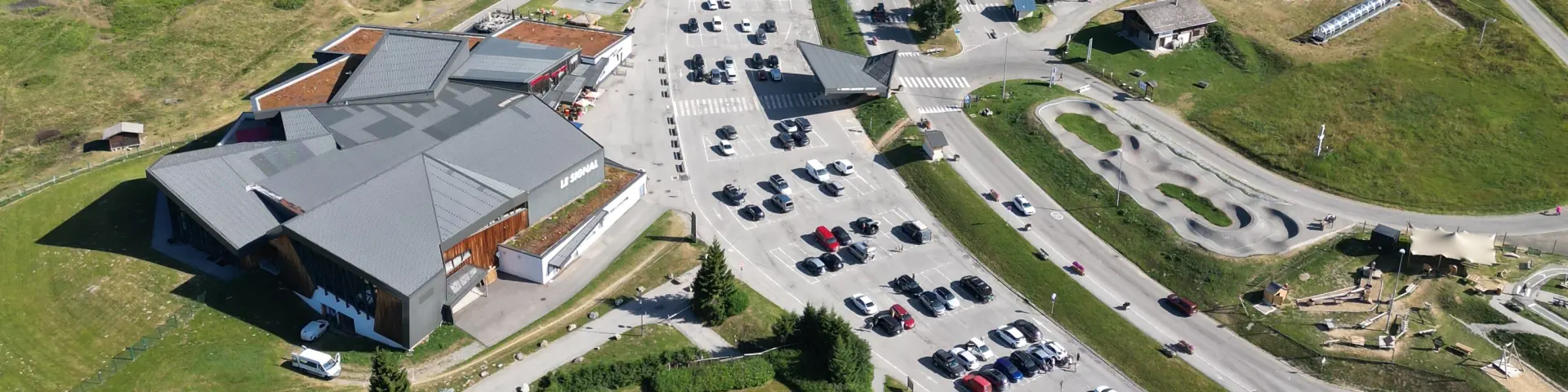 Parking gratuit du Signal aux Saisies