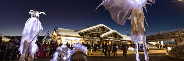 Fééries d'hiver fêtes de Noël et de fin d'année aux Saisies