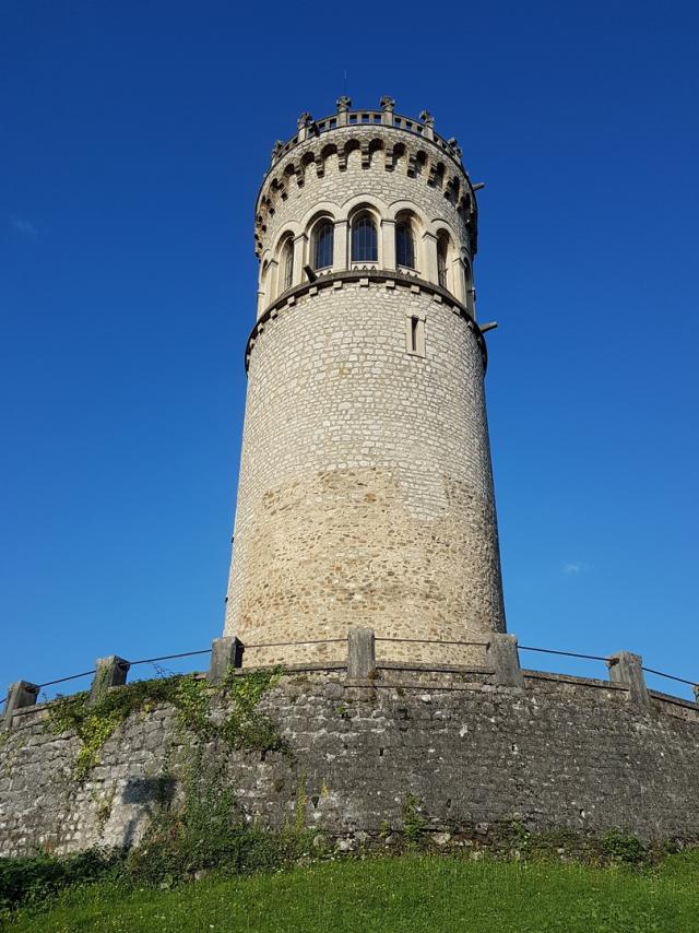 tour-davalon-1.jpg