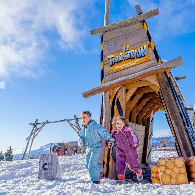 H22 7 Laux J3 412michaelmollier