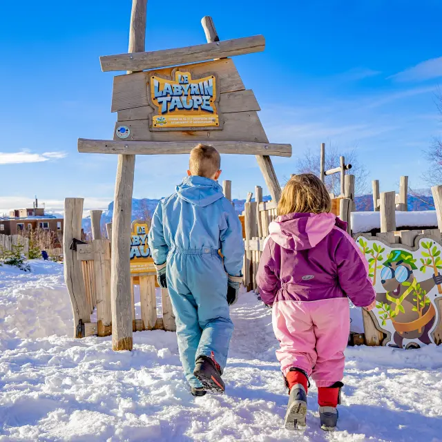 H22 7 Laux J3 518michaelmollier