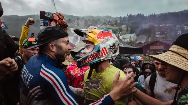 2021 07 03 World Cup Finales Dh Public Lesgets Vincent Romain 21 Ld