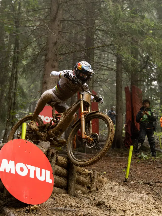 Lesgets 26 Q1 Dhdenis Angheben Portes Du Soleil 9