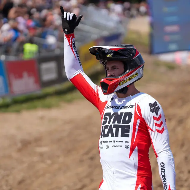 FRANCE, LES GETS 22 aout : Andreas Kolb of Team Austria competes durant les UCI Downhill World Cup | Finals elite et U23 aux Gets le 22 aout 2026, France. (Photo by Mateo Sgambato/Agence Zoom)