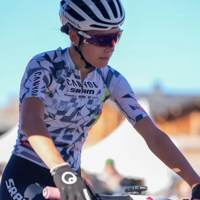 FRANCE, LES GETS 23 aout : Valentina Corvi of Team Italy durant les UCI Cross-country Olympic World Cup (XCO)  elite et U23 aux Gets le 23 aout 2026, France. (Photo by Mateo Sgambato/Agence Zoom)
