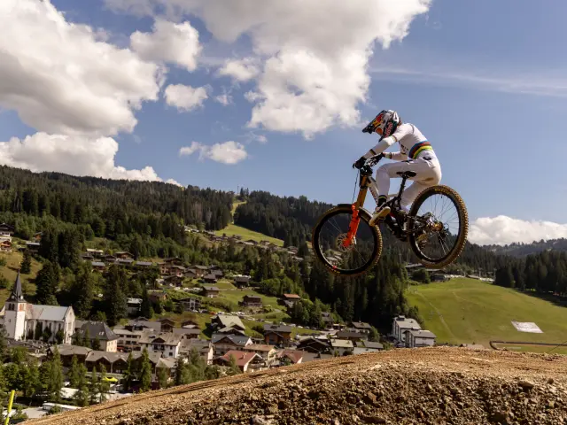 Lesgets26 Dh Finalsdenis Angheben Portes Du Soleil 95