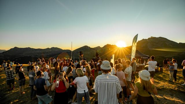 2022 08 03 Lounge Music Festival Konzert Dj Sunset Mont Chery Cplaurabureau 154 Ld