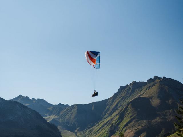 2022 08 03 Manonguenot Paysage Mont Caly Parapente Lesgets Amg05021