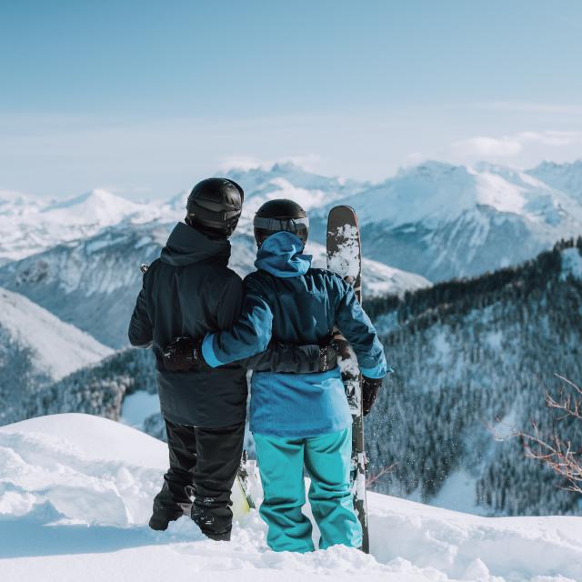 Oliver Godbold Photo Oliver Godbold Photo 48a8754