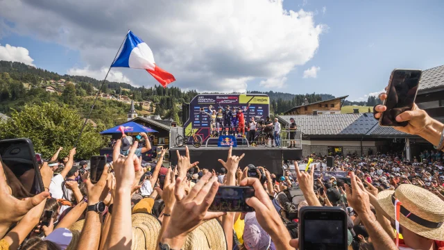 Dh Lesgets Ambiancedenis Angheben Portesdusoleil 34 1
