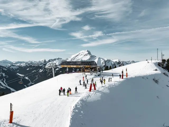 Chatel L. Meyer Domaine 20231227 11 1