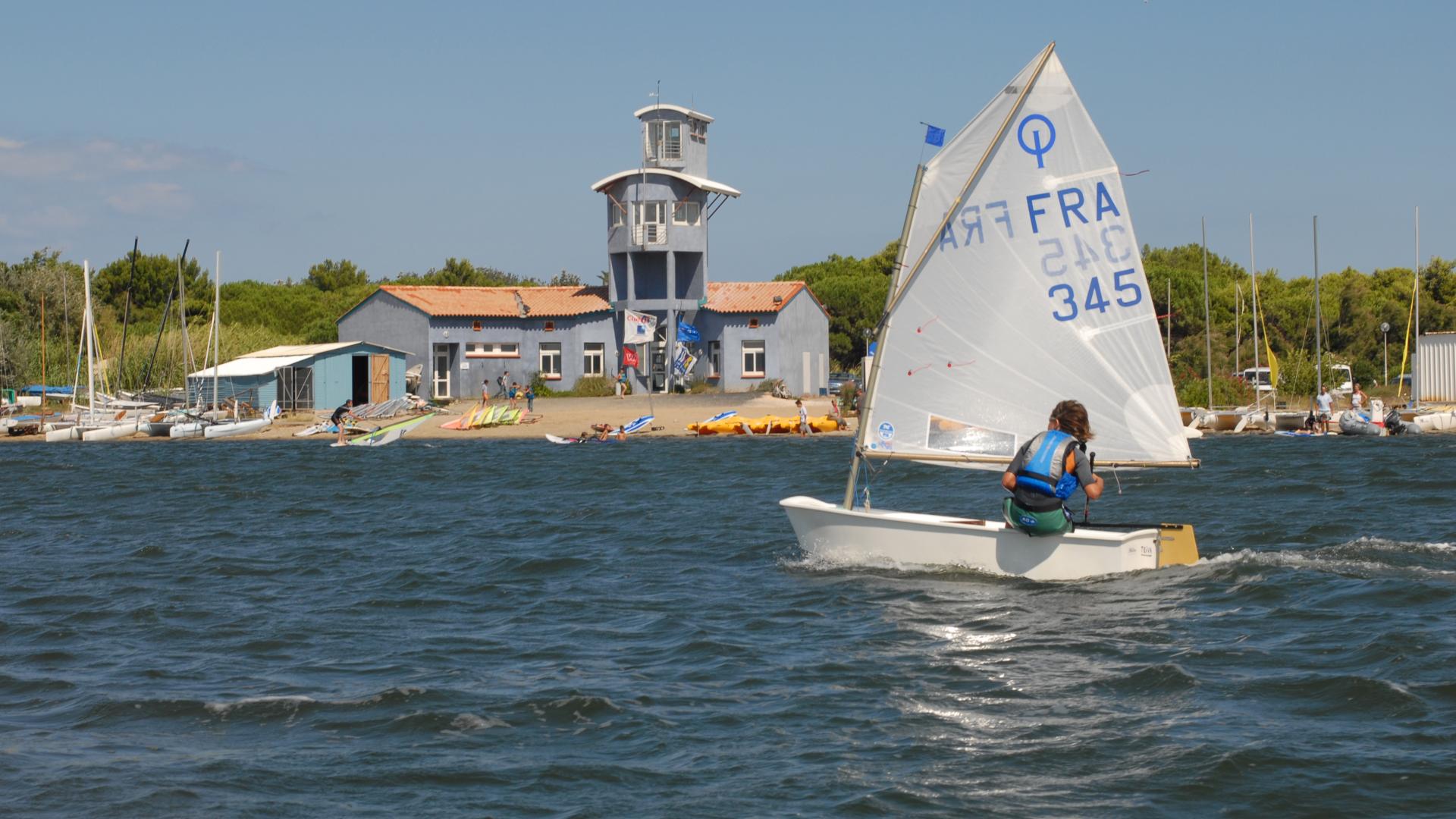 Centre Nautique Du Cercle De Voile Du Cap Leucate