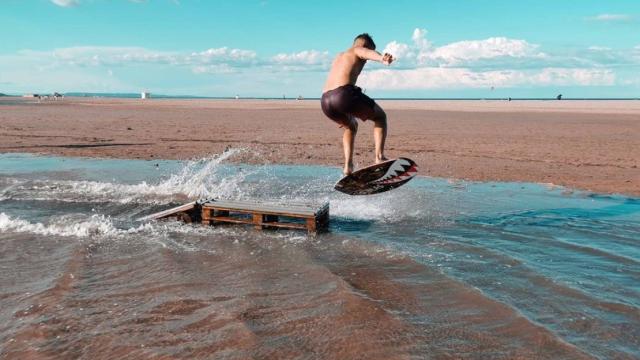 Skimboard