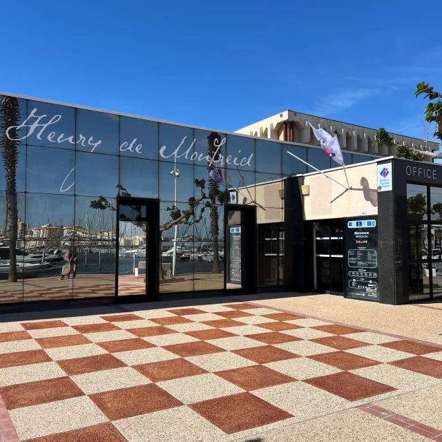 Office De Tourisme Rotated