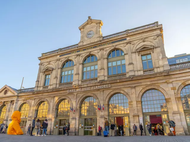 Gevel van station Lille Flandre