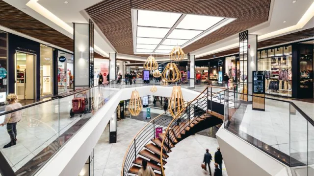 Intérieur Centre Commercial