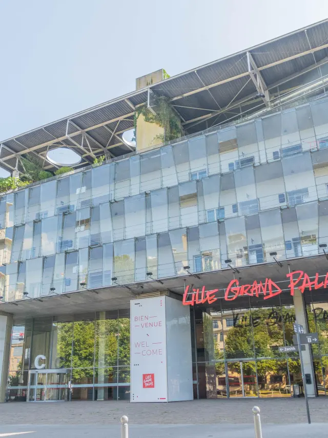 Lille Grand Palais Buiten Zomer