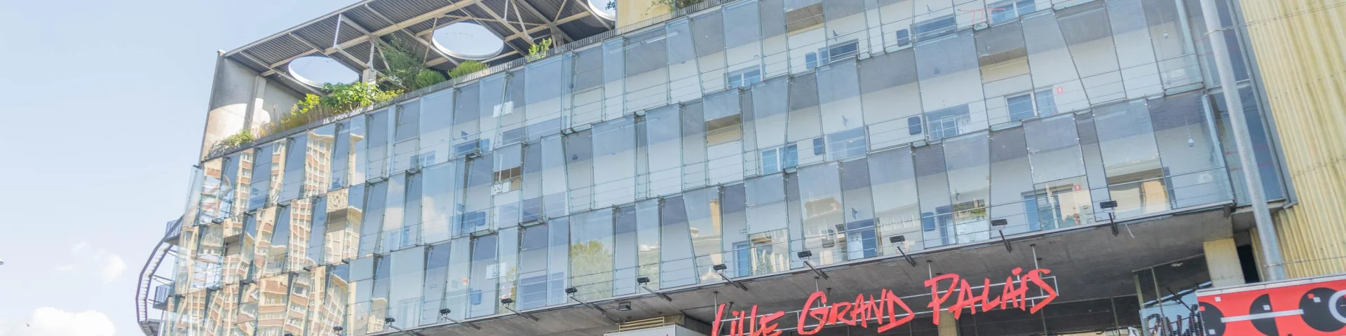 Lille Grand Palais Exterieur Ete