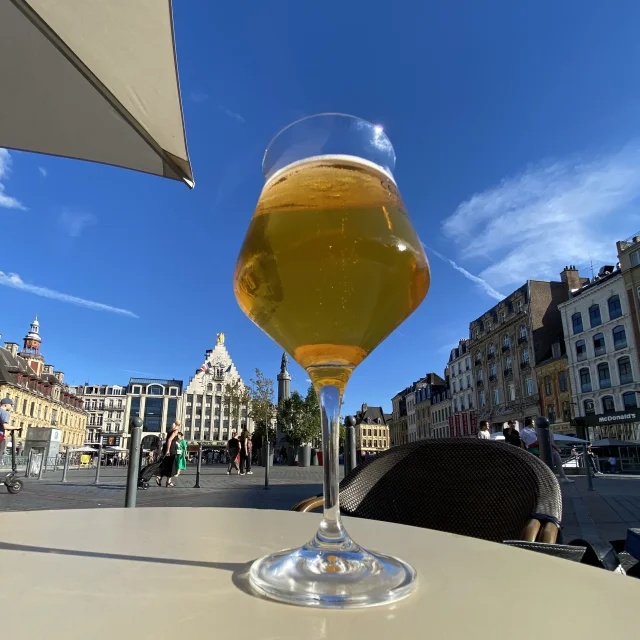Biere en terrasse Grand place A Lille
