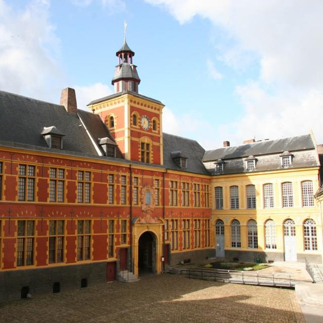 Cour de l'hospice Comtesse