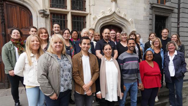 Het team van het toeristenbureau van Lille in het Palais Rihour