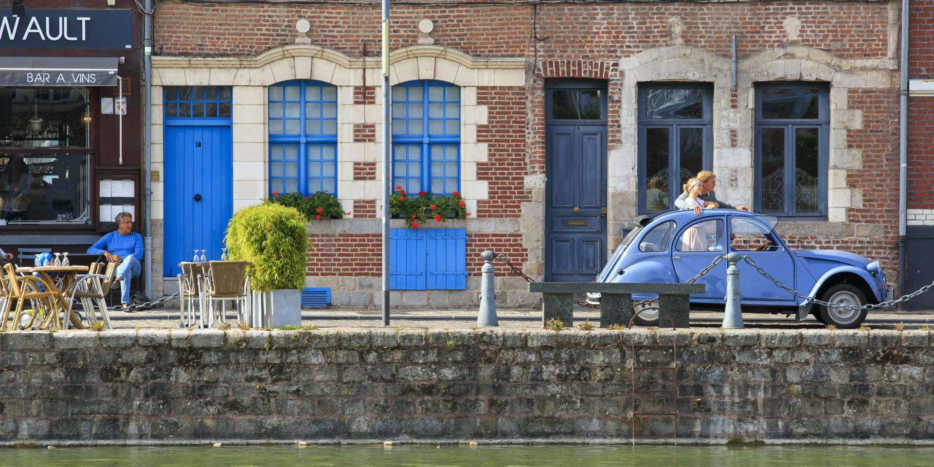 2-horse tour on the Quai du Wault