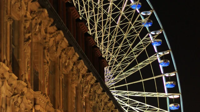 Grande roue à Noël à Lille