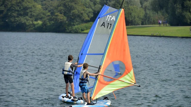Planche A Voile Pres Du Hem Enfants
