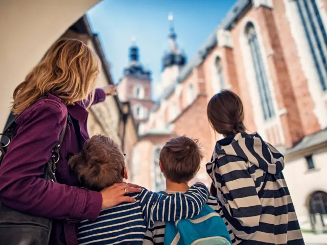 Famille En Visite Imgorthand