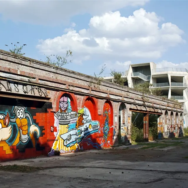 -
Projection: Rectilinear (0)
FOV: 69 x 59
Ev: 13,98