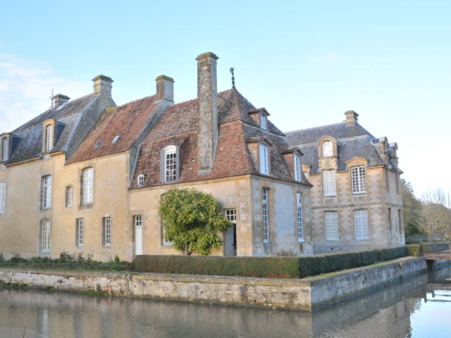 Saint Pierre Sur Dives, Un écrin De Patrimoine