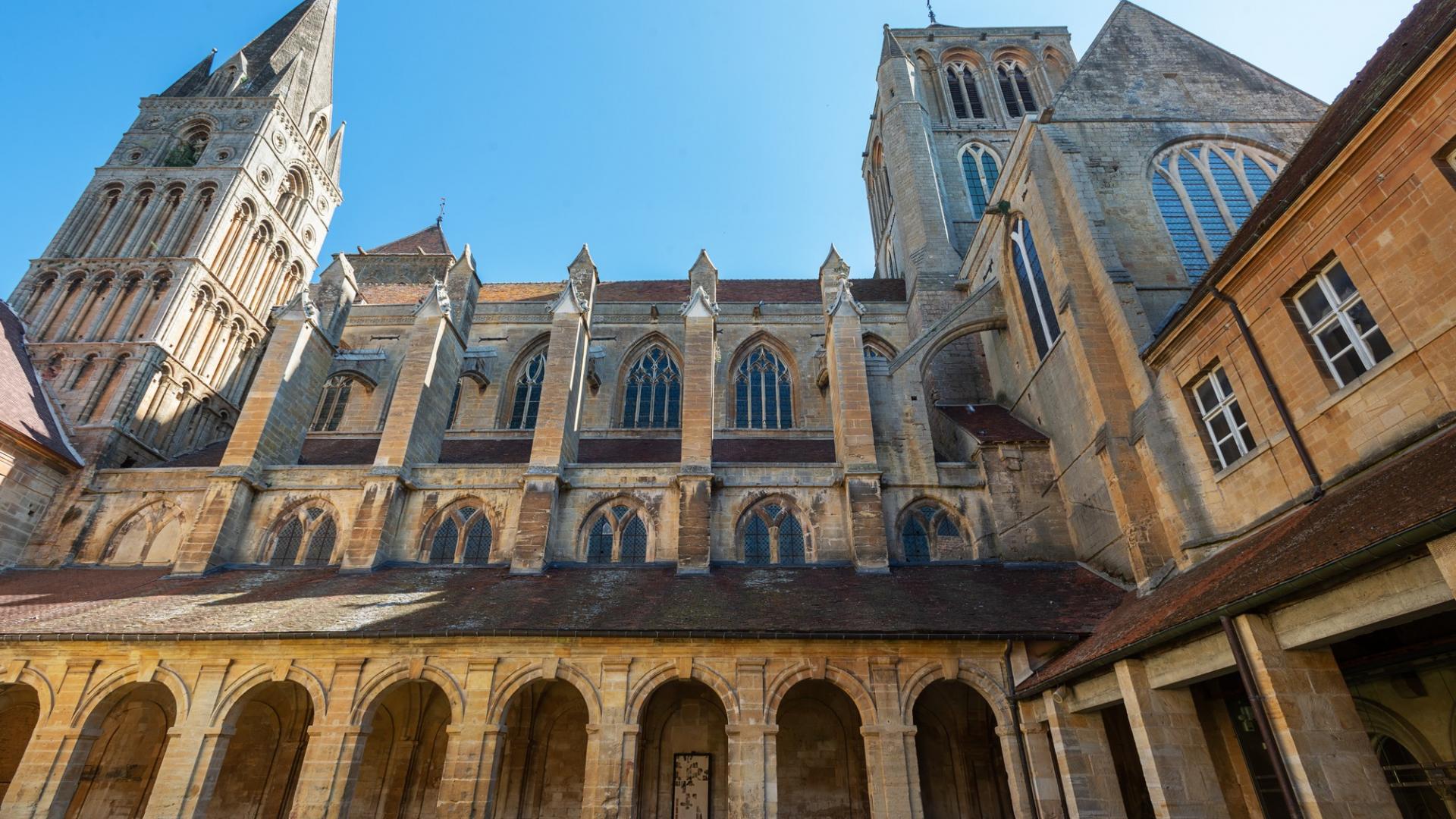 L’Abbaye de SaintPierresurDives Authentic Normandy Office de Tourisme Lisieux Normandie L’Abbaye de SaintPierresurDives Authentic Normandy Office de Tourisme Lisieux Normandie