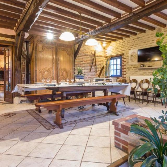 Jonctiere Table