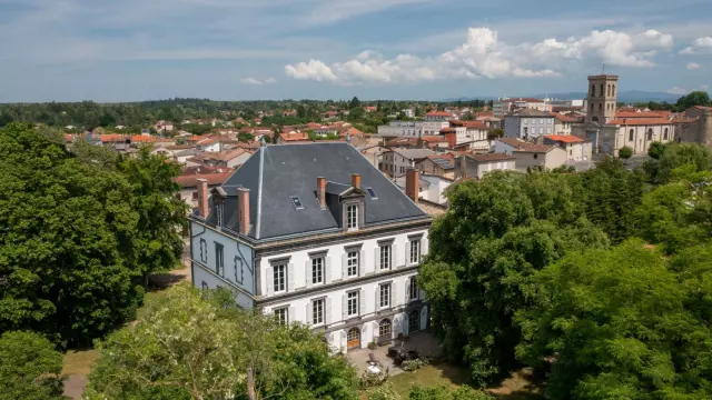 Manoir De La Manantie