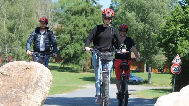 Electric scooter rental