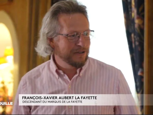 François-Xavier Aubert La Fayette, descendant du Marquis de La Fayette, interviewé dans l’émission En Vadrouille.