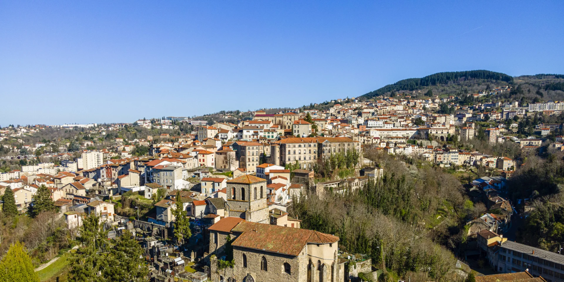 Thiers ensoleillé